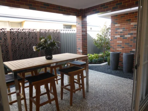 P1060020 Archival image from Aveling Homes – Skinnies