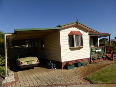 P1070039 Archival image from Mandurah Gardens Estate