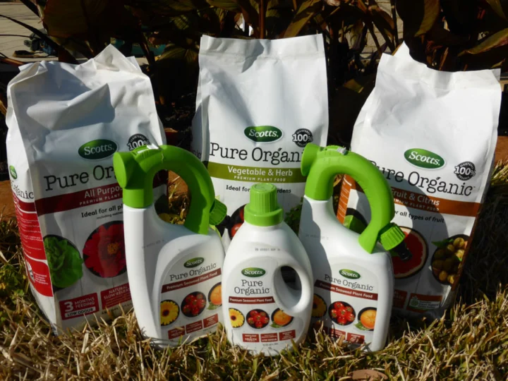 p1070328 Archival image from Scotts Australia – Pure Organic Compost & Soil Improver