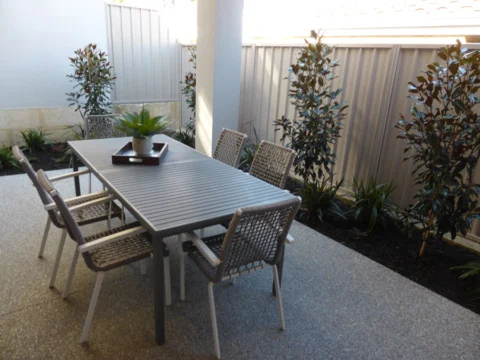 p1070220 Archival image from Landscaping by Tony Horton