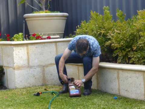 p1070934 Archival image from Seasol – Super Soil Wetter & Conditioner