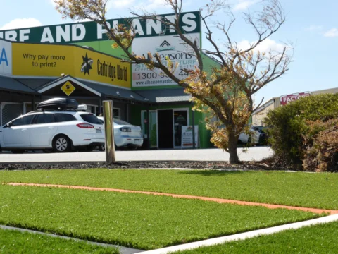 P1090152 Archival image from All Seasons Synthetic Turf