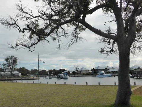P1090872 Archival image from The Retreat – Mandurah Quays