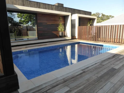 P1090917 Archival image from Element Builders