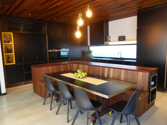 P1090923 Archival image from Element Builders