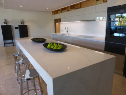 P1100025 Archival image from Dalkeith on Waratah – Apartment Two