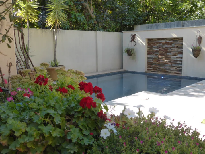 P1100230 Archival image from Jubilee Pools & Landscaping