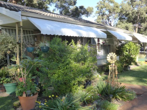 Archival image from Amaroo Village No. 2
