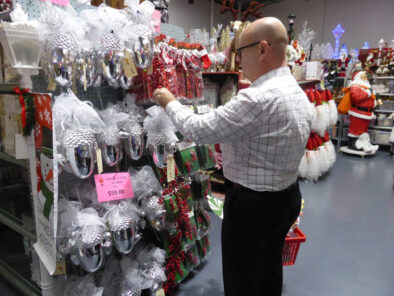 P1110406 Archival image from Mister Christmas