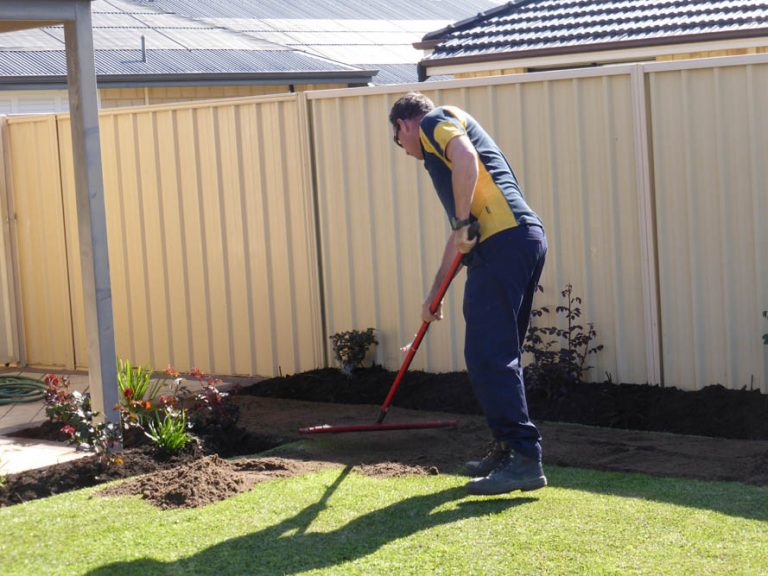 Slab & Garden City – Topdressing
