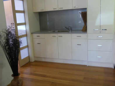 P1120517 Archival image from Flexi Wardrobes, Home Offices and Kitchens