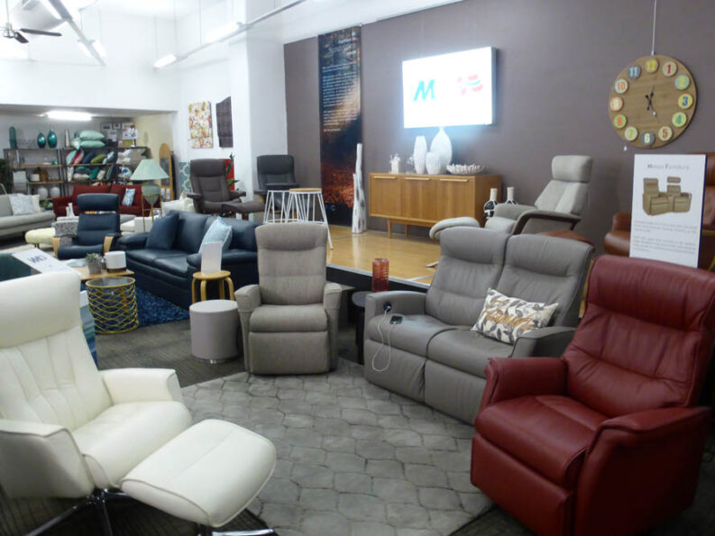 P1120867 Archival image from EasyLiving Furniture and Interiors