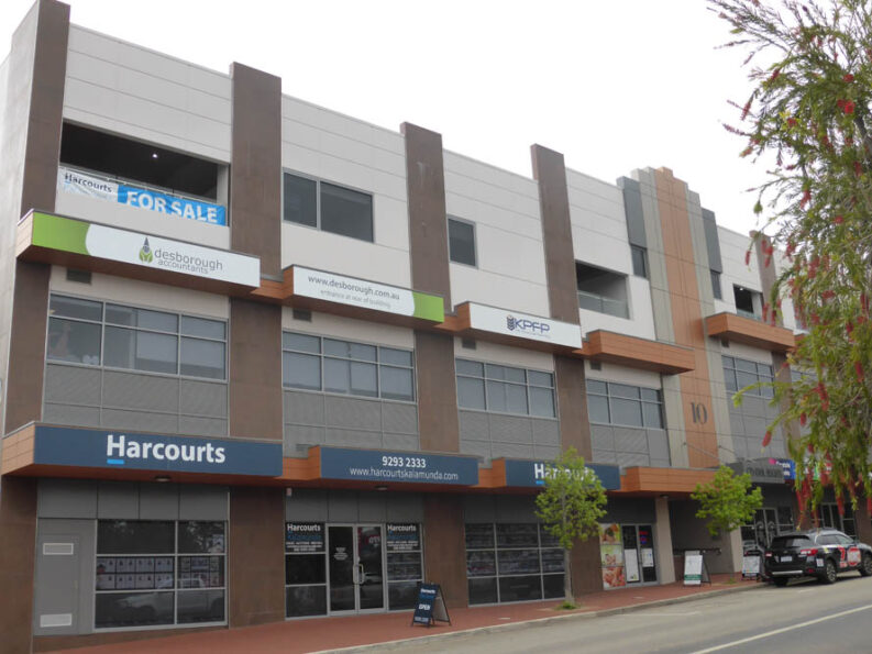 P1130117 Archival image from Kalamunda Penthouses – Contact Geoff Baldwin