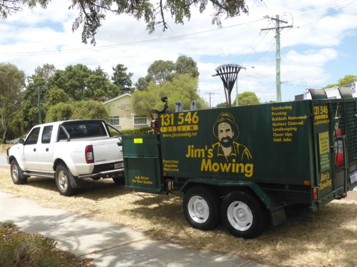 P1130961 Archival image from Jim’s Mowing – Reticulation Install