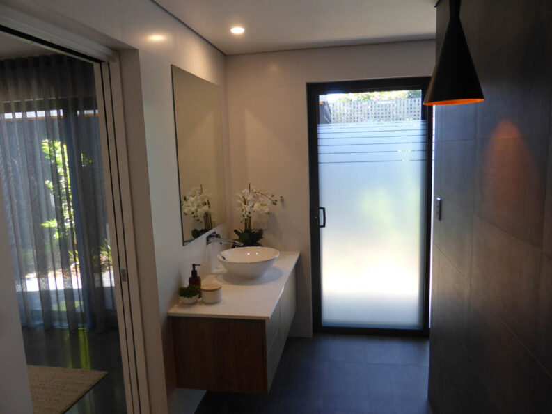 P1130990 Archival image from Refined Edge by Brian Burke Homes