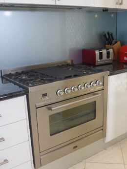 P1140321 Archival image from Ovenu – Oven Cleaning & Detailing Services