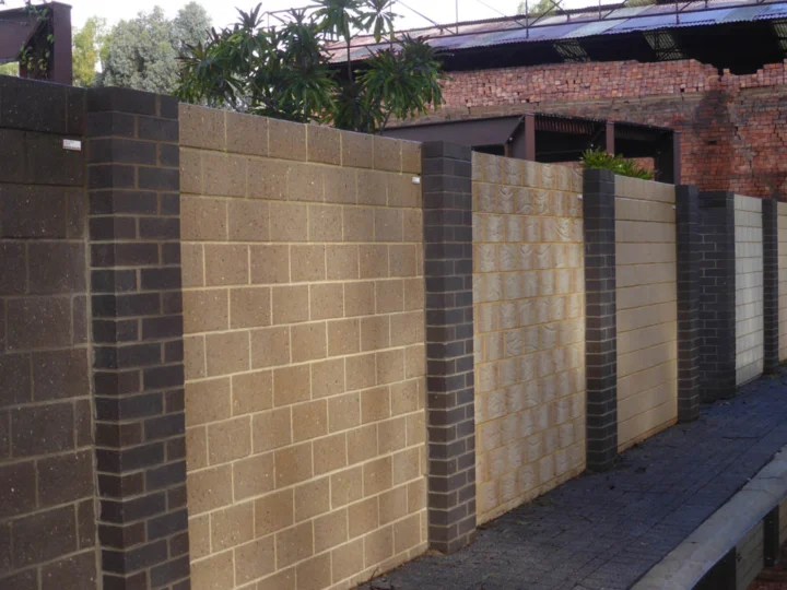 P1140661 Archival image from Midland Brick – Segmental PAVERS