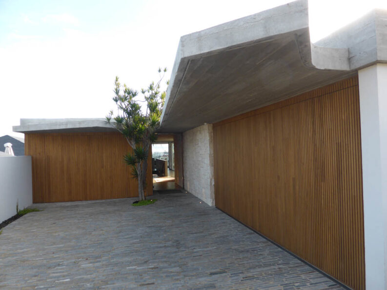 P1140914 Archival image from Nest by Tooltime Construction