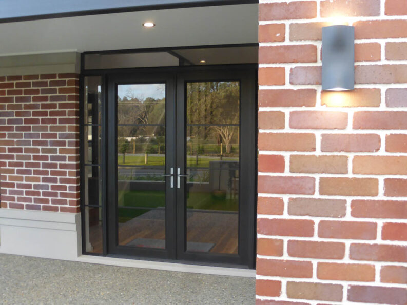 P1150442 Archival image from Midland Brick – Subiaco Red Brick- Silverbirch Brick – Promenade Granite Pavers
