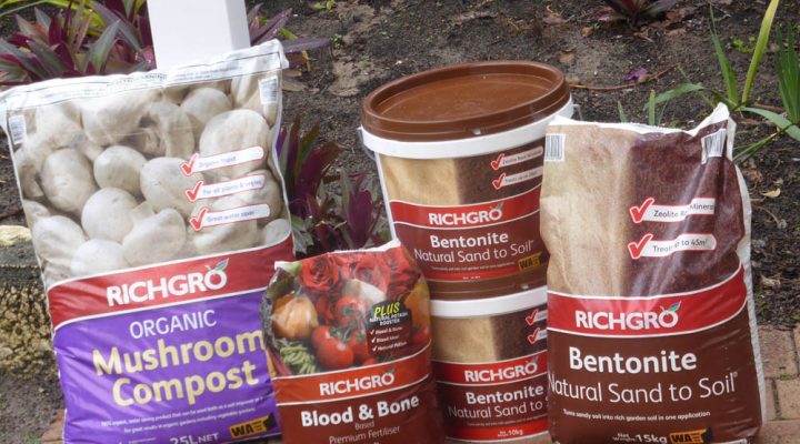 Richgro Bentonite – Natural Sand to Soil – Organic Mushroom Compost