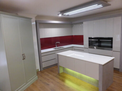 P1160330 Archival image from Lime Kitchens – Kitchens