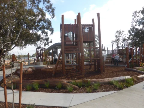 P1160447 Archival image from Rosehill Waters – Noah’s Playground