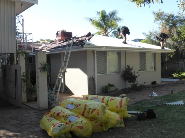 P1180170 Archival image from Roof & Wall Doctor