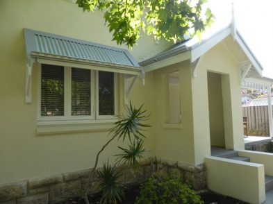 P1200889