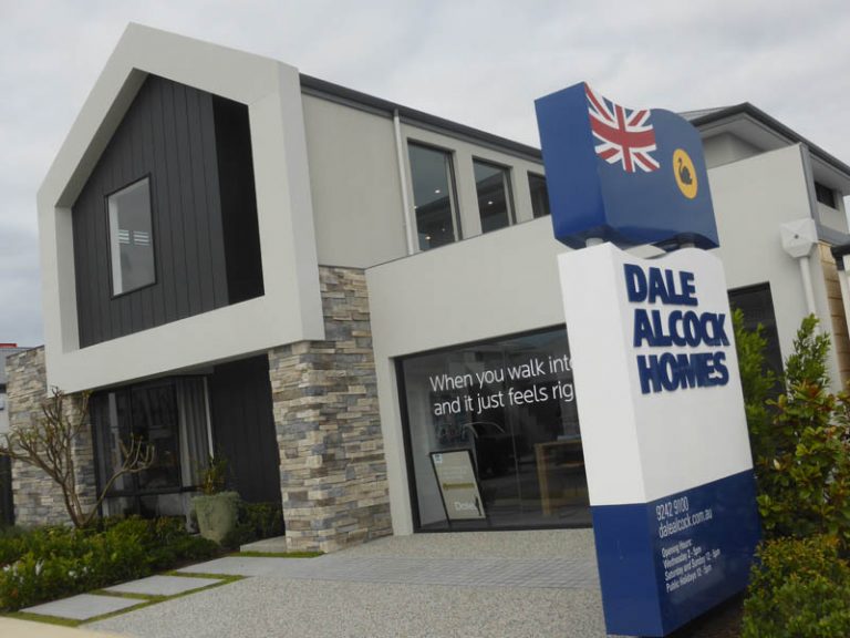Dale Alcock Homes – Palladian Two Storey Display Home