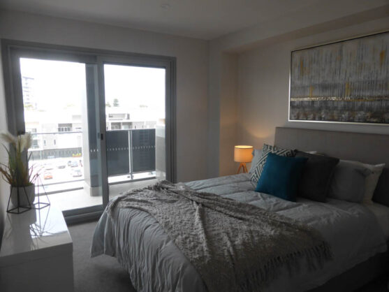 P1230201 Archival image from Riverena Apartments – By Finbar