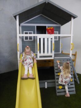 P1230807 Archival image from Kidzshack Cubby Houses No2