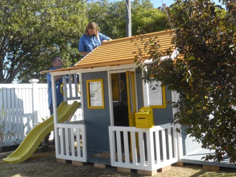 P1230822 Archival image from Kidzshack Cubby Houses No2
