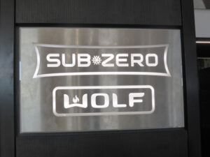 P1250199 Archival image from WINNING APPLIANCES – Sub-Zero Wolf