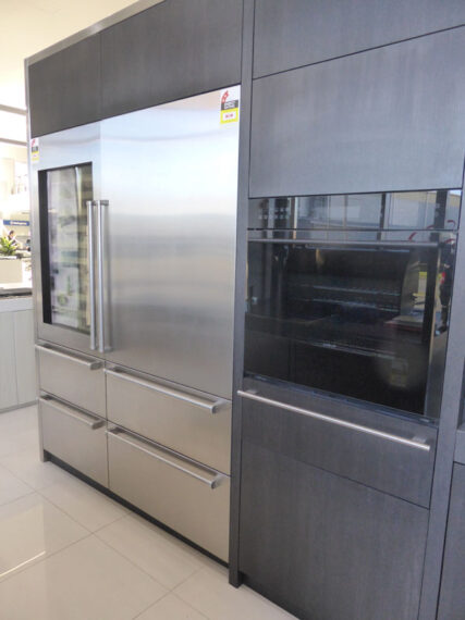 P1250201 Archival image from WINNING APPLIANCES – Sub-Zero Wolf