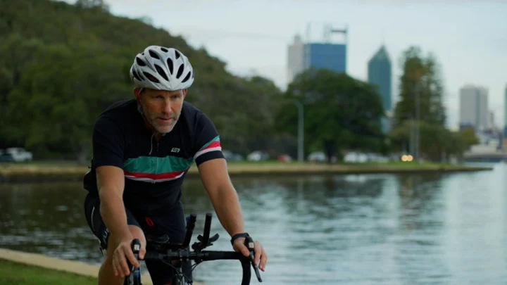 Jon Williams – Ironman Challenge. Please donate.