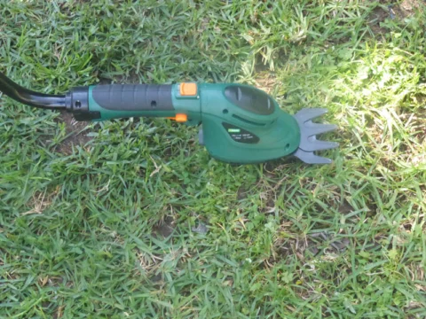 P1250785 Archival image from Wizard Tools – Garden Products – available through Red Dot HOME Midland.