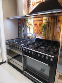 P1250024 Archival image from WINNING APPLIANCES – SMEG