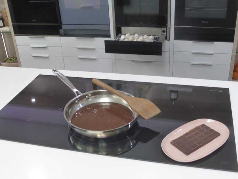 P1250225 Archival image from Winning Appliances – Induction