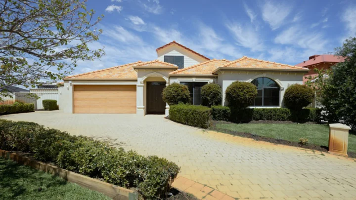 HIWA-E11-22-8 Archival image from The Agency – Madeley Home
