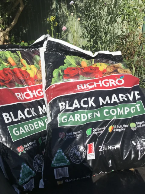 IMG_3028 Archival image from RICHGRO – Black Marvel Compost, Blood and Bone Based Fertilizer and Manures
