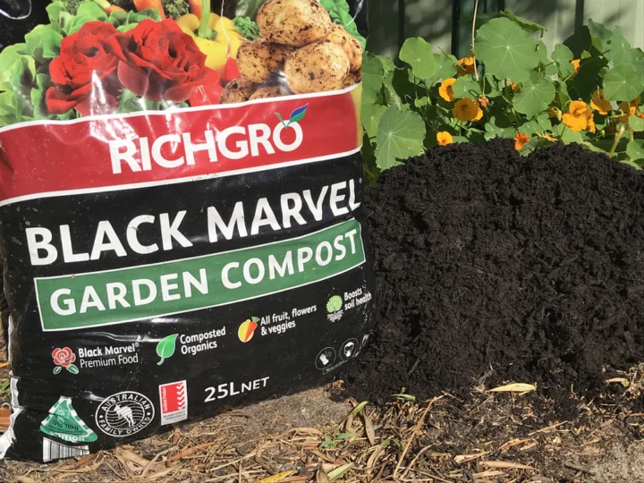 IMG_3033 Archival image from RICHGRO – Black Marvel Compost, Blood and Bone Based Fertilizer and Manures
