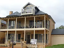 Million Dollar Makeovers 'Dream Renovations in 4 Weeks' - archival photograph
