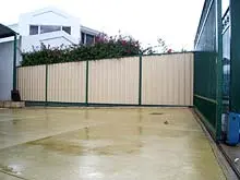 BlueScope 'R&R Fencing' - archival photograph
